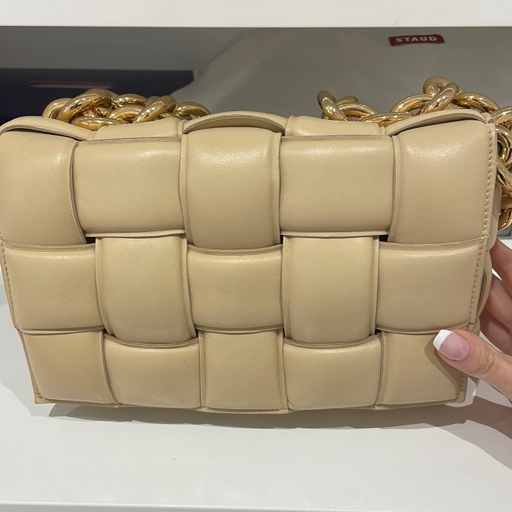 Bottega veneta chain cassette leather shoulder bag
